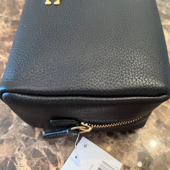 NWT Coach Essential Cosmetic Pouch/Bag/Case in Black Pebble Leather - Picture 6 of 16